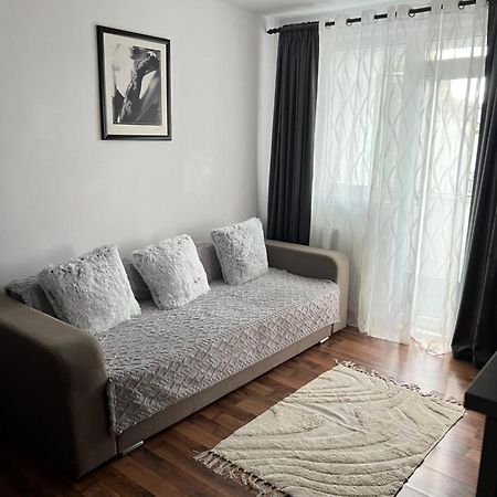 Apartament Decebal Bistriţa Exterior foto